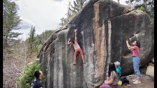 Video thumbnail of Vertical Ice, V6. Joe’s Valley