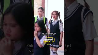 Download lagu BECAUSE OF HIS MULUNG, THIS SCHOOL CHILD WAS BULLIED BY HIS FRIENDS! mp3 Download lagu BECAUSE OF HIS MULUNG, THIS SCHOOL CHILD WAS BULLIED BY HIS FRIENDS! mp3