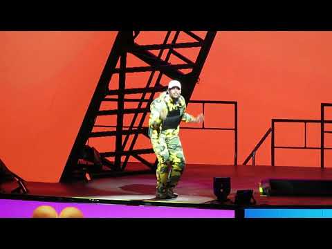 Chris Brown - Juicy Booty - White River Amphitheater: Auburn, WA