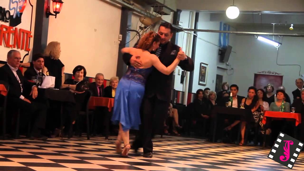 VILMA VEGA Y LEO ORTIZ en el Sin Rumbo (Milonga)