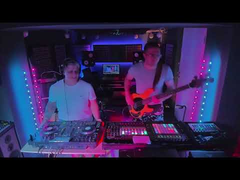 Frenchhouse Bassline #9 | Dave Armstrong & Steve Angello - Groove In You (Live)
