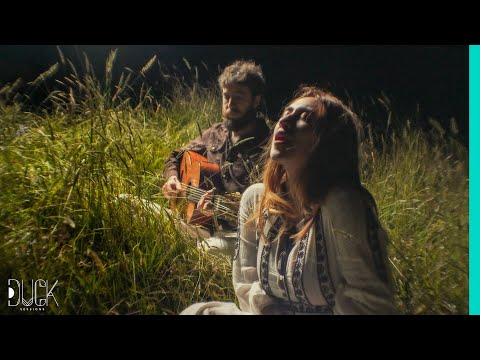 Lorena Alzate y Daniel Amaya - Salvándome de la Razón. Duck Sessions (VideoClip)