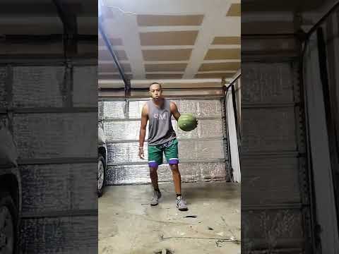 How To Be Shifty: Lateral Floats VS Misdirections - CCH Basketball Training #basketball #shorts