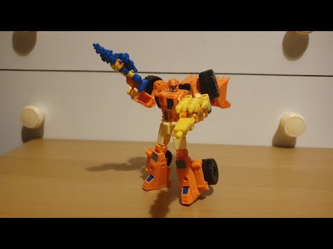 Transformers Reviews - Thrilling 30 Scoop with Holepunch & Caliburst