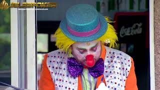 Download lagu Prank Badut Jahil Lucu Part 2 mp3
