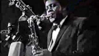 Wilson Pickett- Everybody needs someone to Love