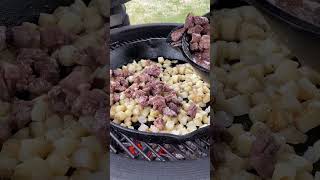 Download lagu Making Beef Empanadas! #empanadas #castironcooking #grill mp3