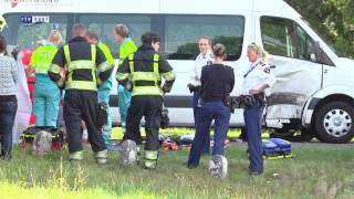 preview picture of video 'Motorrijder uit Ommen gewond na ongeluk bij Ruinen'