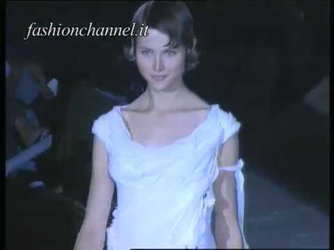 "Alma" Spring Summer 1994 Milan 4 of 4 pret a porter woman by FashionChannel