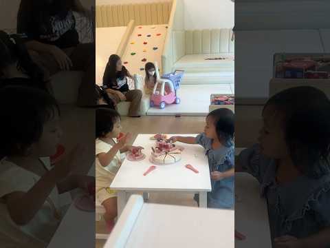 หิวเค้ก #today #family #happykids #travel #cake #haveaniceday