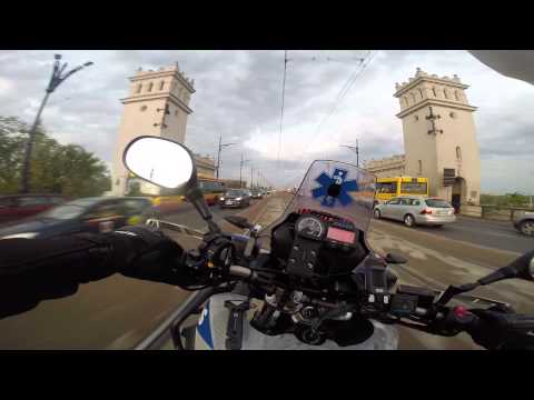 MotoAmbulans 160915 - CITO   Dojazd do RCKiK w godzinach szczytu