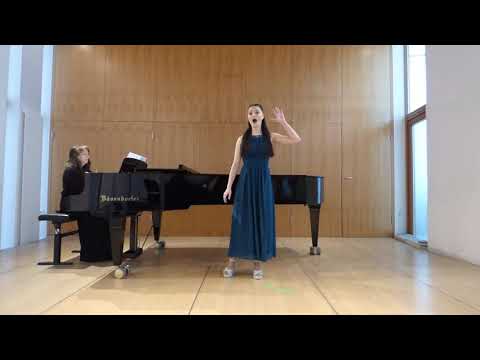 Ilina Eder - Arias: 1."Stizzoso, mio stizzoso", 2."Snow Maiden", 3."Sandmann"