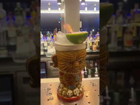 Bebidas com vista para o mar? Vamos para Marina Seaview! #drinks #cocktails #booze #bisaya #cebu #trending