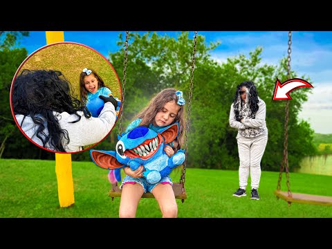 My little sister took the strange woman's stitch!!