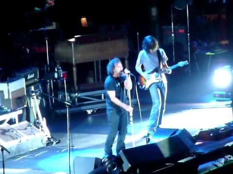 Pearl Jam - Severed Hand - O2 Arena, Dublin Ireland  June 22, 2010
