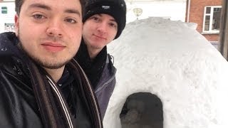 preview picture of video 'Tomando café num iglu num dia nevando em Aalborg, Dinamarca'