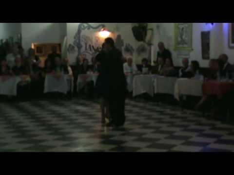  Martin Luna  and  Ayelén Maldonado  are  dancing  to  the  tango  "  Te Aconsejo Que Me Olvides  "  by  Aníbal Troilo