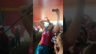 Vukovi - La Di Da (Leeds Festival 2017)