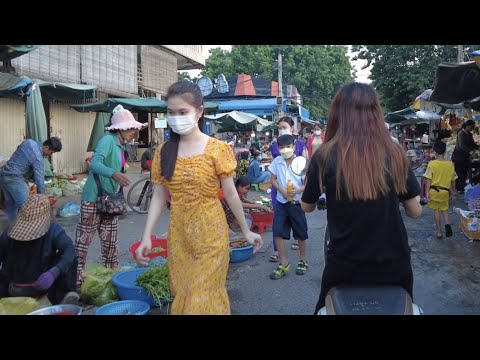 Phnom Penh traditional market scene | Life in market | Old market of Cambodia