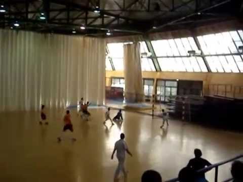 Partido de futbol sala entre ADAE Simancas y Caja Segovia Oroquieta Espinillo B