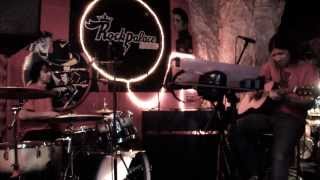 Trogloditas - La mala reputacion (version acústica)