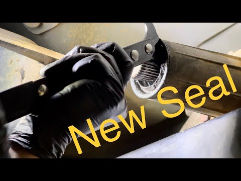 Replacing the rear transfer case seal on an 88-98 OBS Chevy 1500