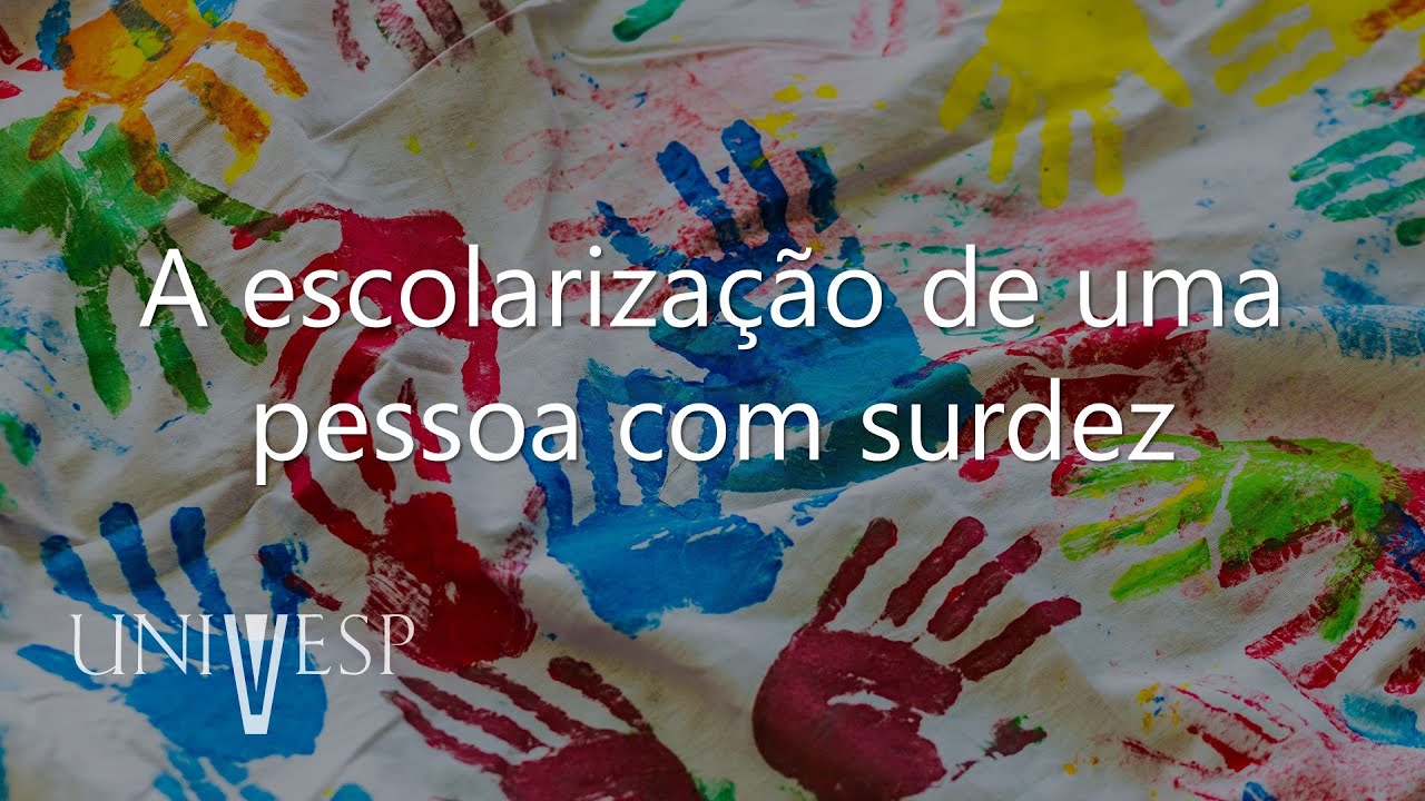 Educação Especial e LIBRAS - A escolarização de uma pessoa com surdez