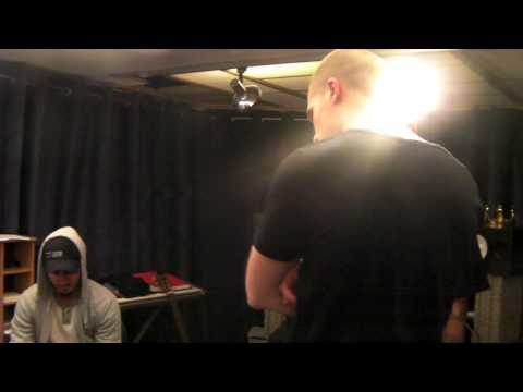 Victor Hollender & Miles Drones i studion med Beatslingers