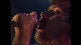 Armored Saint - Isolation (studio audio), subtitle English/Portuguese