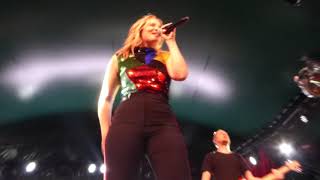Lauren Alaina - History (HD) - Canada Square Park - 27.07.19
