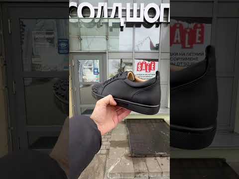 фото christian louboutin louis junior spikes calfskin sneakers 0