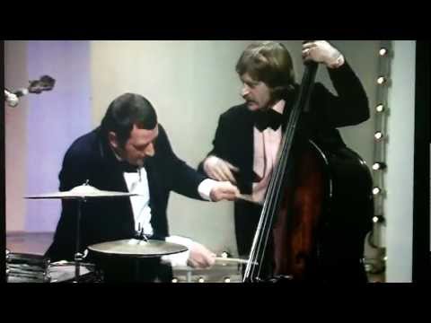 Big noise from Winnetka,Ron Bowden on drums,Vic Pitt on bass