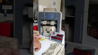 Download lagu बैंक में कैशियर कैसे कैश गिनते है । bank cashier in government banks mp3