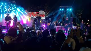 Download lagu Bidadari Di Kesunyian - Ahmad Band (Live) Latihan Pestapora Jogja #ahmadband #ahmaddhani #dewa19 mp3