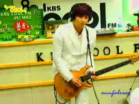 110707 M&D Jungmo - MIROTIC Electric Guitar Ver. @ Sukira
