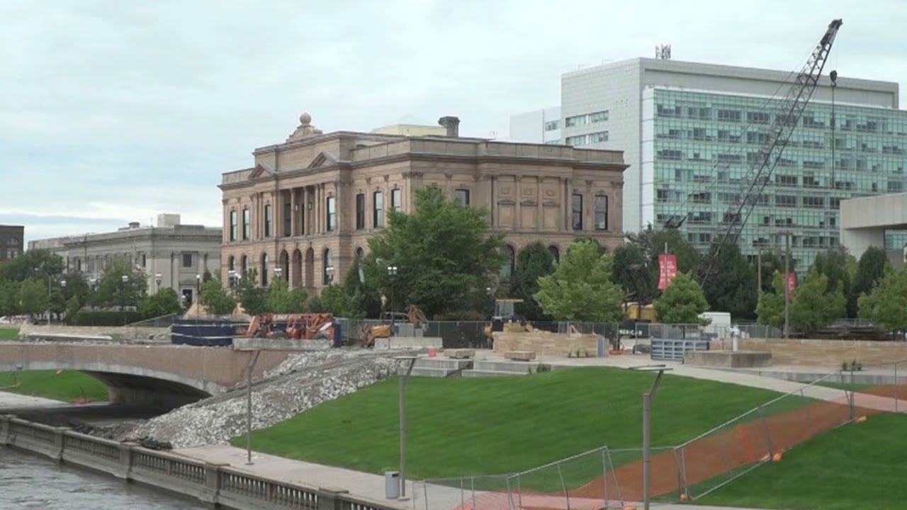 Escalating trade tensions upset American farmers