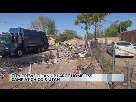 Crews clean up homeless camp in southeast Albuquerque