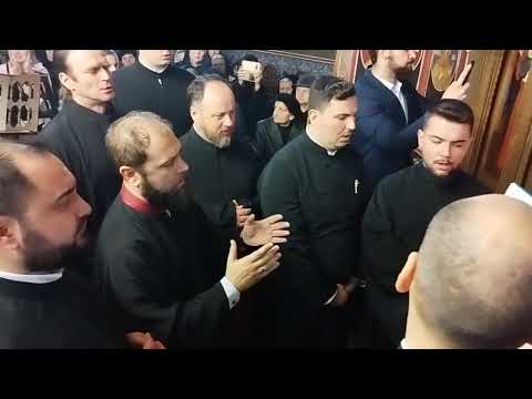 Axion ÎNGERUL A STRIGAT ( Grupul psaltic TRONOS al Catedralei Patriarhale. 18.04.2023
