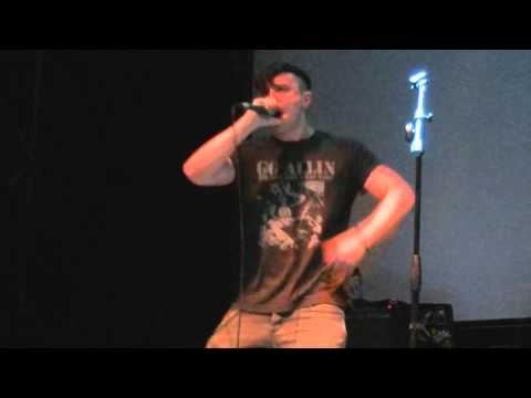 ROMANES feat. ZIO TUO - suzy is a headbanger - Roma Vintage - 09-08-2012 HD