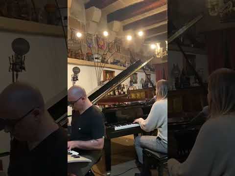 Vivere in Me ❤️ Lynn Chircop LYNN Cantautore Live