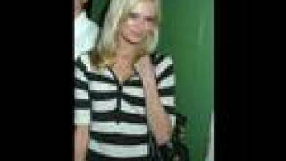 Emma Roberts - Island In The Sun