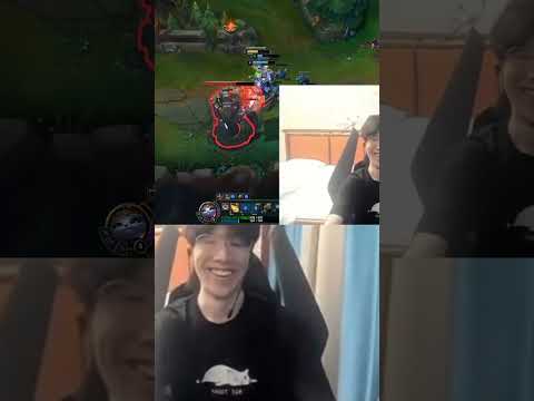 Theshy and crips in Funny botlane