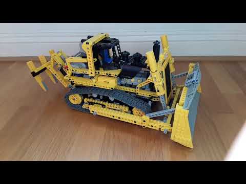 LEGO Technic 8275 Motorised Bulldozer Demo