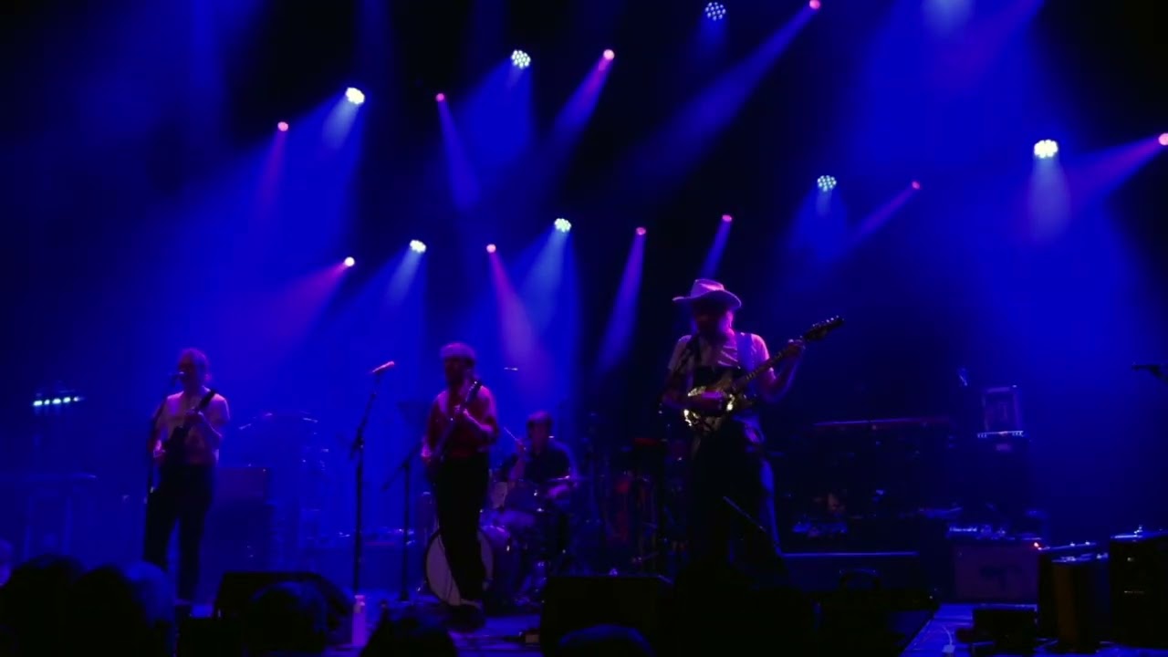 Tuff Guac - Pretty Bitchin' / Friskoman (Live in Antwerpen 2025)