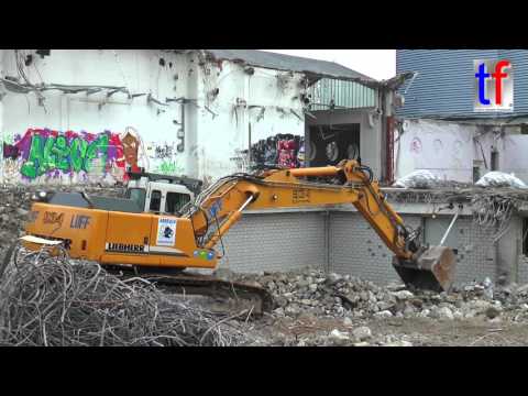 Liebherr R 934B Demolition Site / Abbruch Telekom München-Aubing, Germany, 11.02.2016. #1