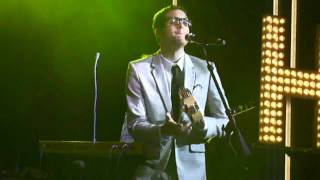 MAYER HAWTHORNE - LOVE IS ALRIGHT (LIVE @ BOOK AND STAGE, COSMO LAS VEGAS 1/1/12)