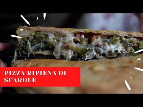 LA VERA PIZZA RIPIENA DI SCAROLE! RICETTA NAPOLETANA FACILE E VELOCE! 😍