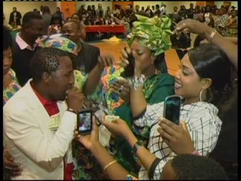 DEZ ALTINO A NEW YORK  2013