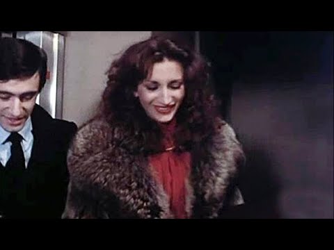 01 LA TRAQUE femme en fourrure