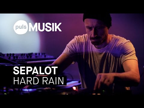 Sepalot feat. Angela Aux - Hard Rain (PULS Live Session)